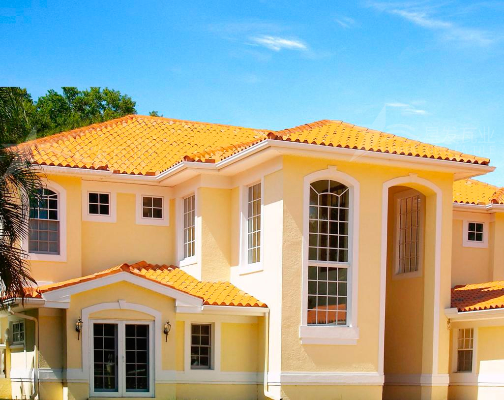 合成樹脂瓦在環(huán)保節(jié)能的時(shí)代，從繁華都市到靜謐鄉(xiāng)村展示建筑美。