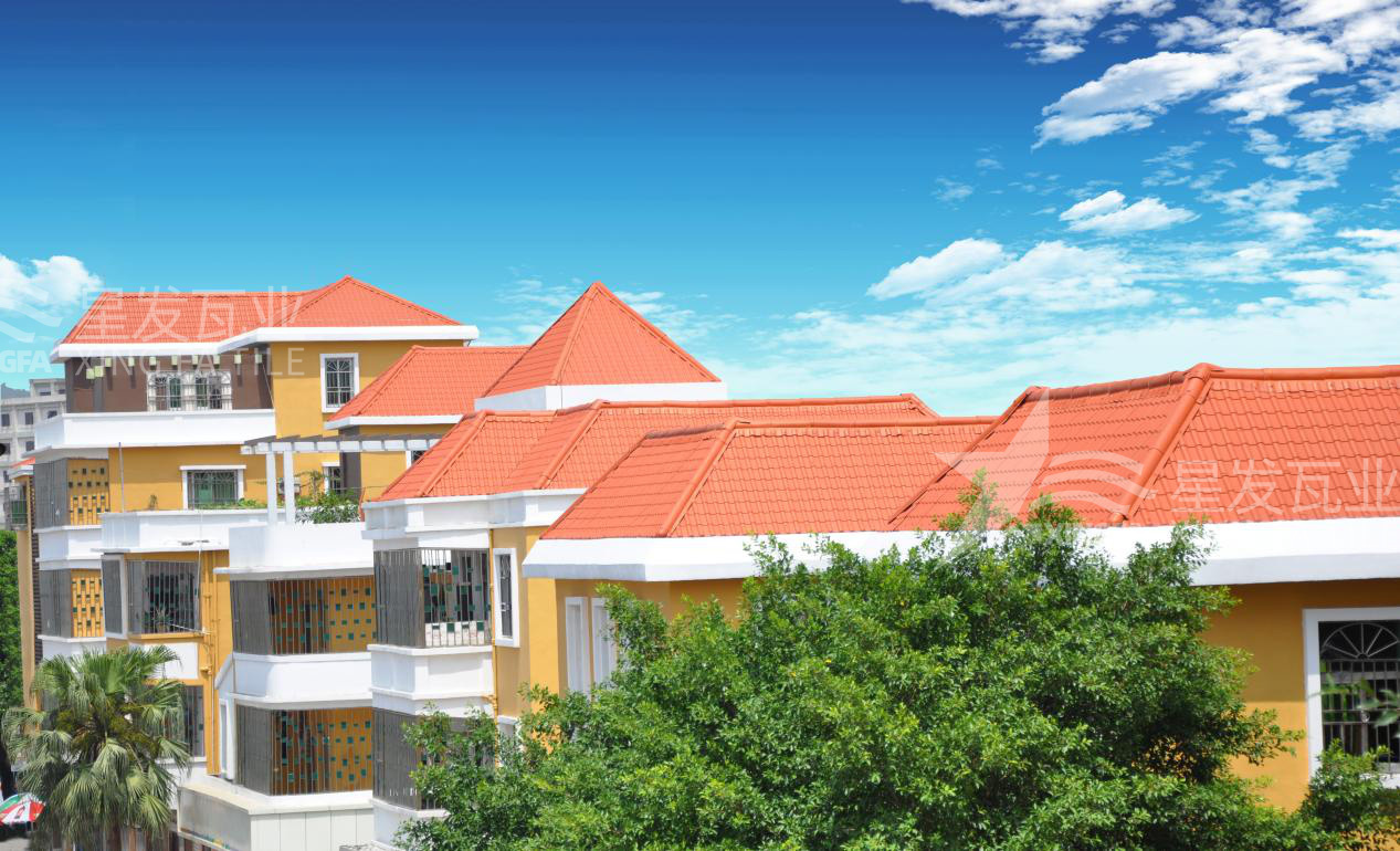 不要讓陽(yáng)光“毀容”你的屋頂，合成樹(shù)脂瓦告訴你如何防褪色