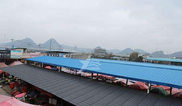 停車(chē)棚樹(shù)脂瓦，打造理想車(chē)棚的首選屋面建材